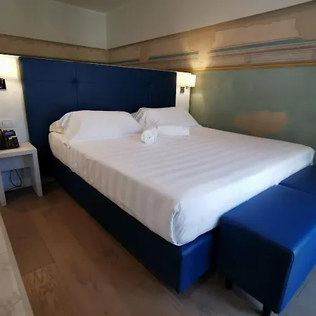 Hotel Boutique Castiglione Del 4*